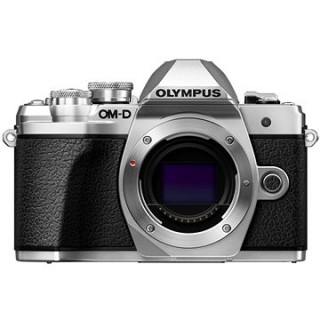 Olympus E-M10 Mark III strieborný + 14–42 II R strieborný + 40–150 mm R strieborný