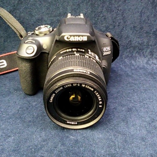 CANON EOS 2000D