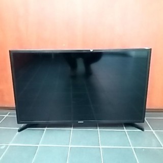 SAMSUNG UE32M5002