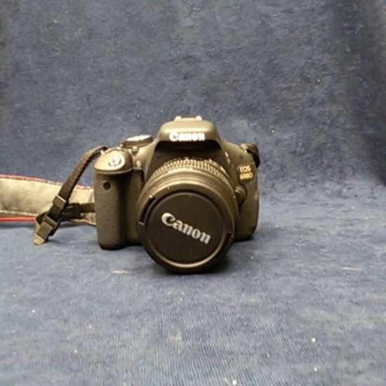 CANON EOS 600D