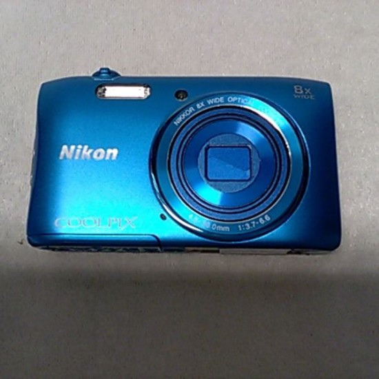 NIKON S3600