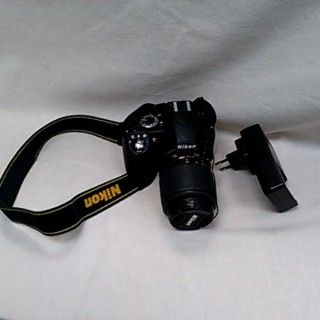 NIKON D3100