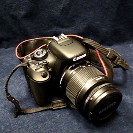 CANON EOS 600D