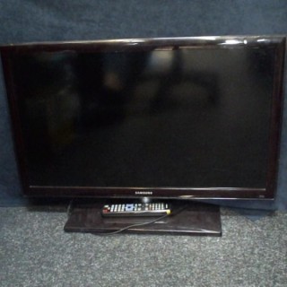 SAMSUNG UE32D4020