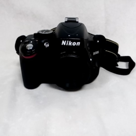 NIKON D5100