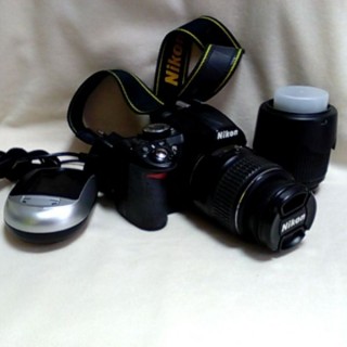 NIKON D3100