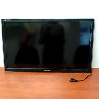 SAMSUNG UE32D4000